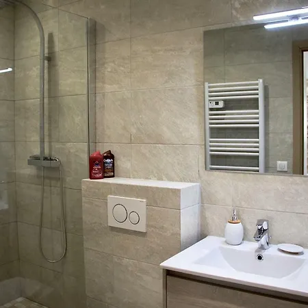 New Loft 2 Bedrooms/musee Picasso/old City/marche Provencal Antibes